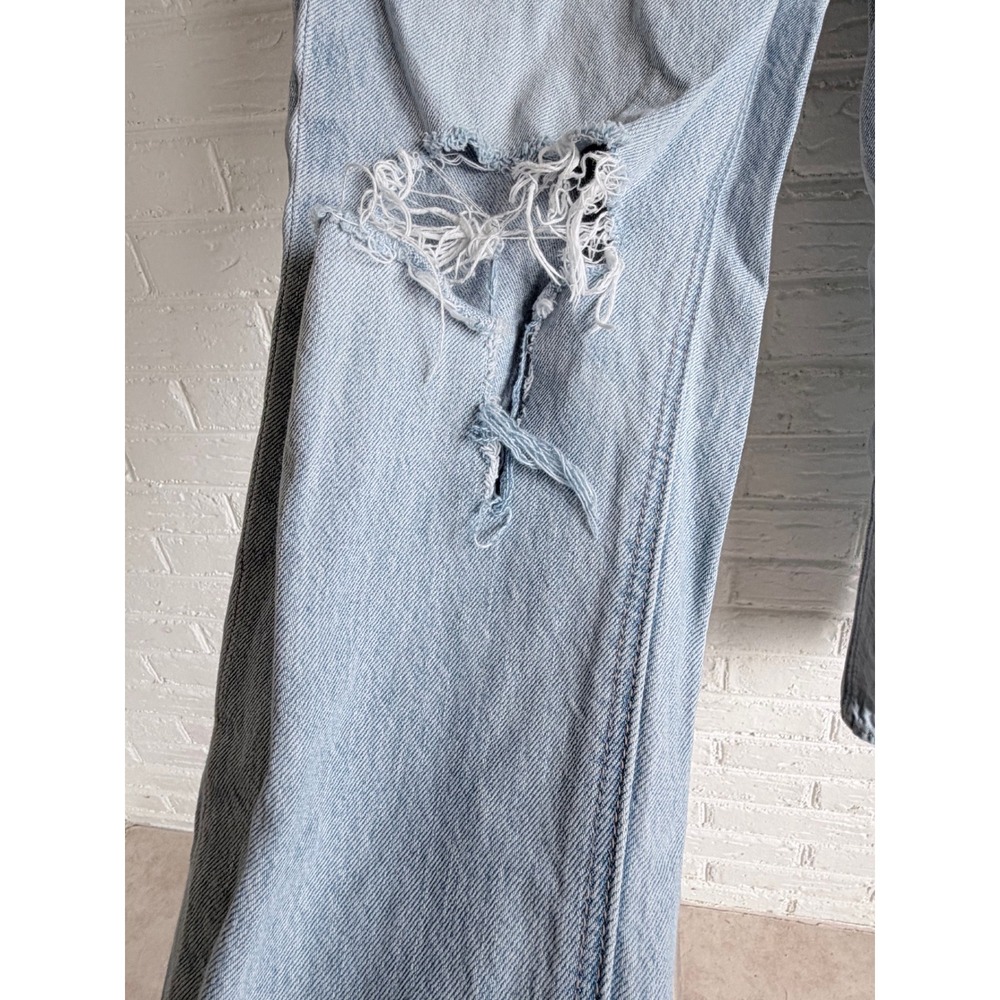 American Eagle Outfitters Mom Jeans Light Distressed Denim Women's Size 2 Short - Picture 3 of 6